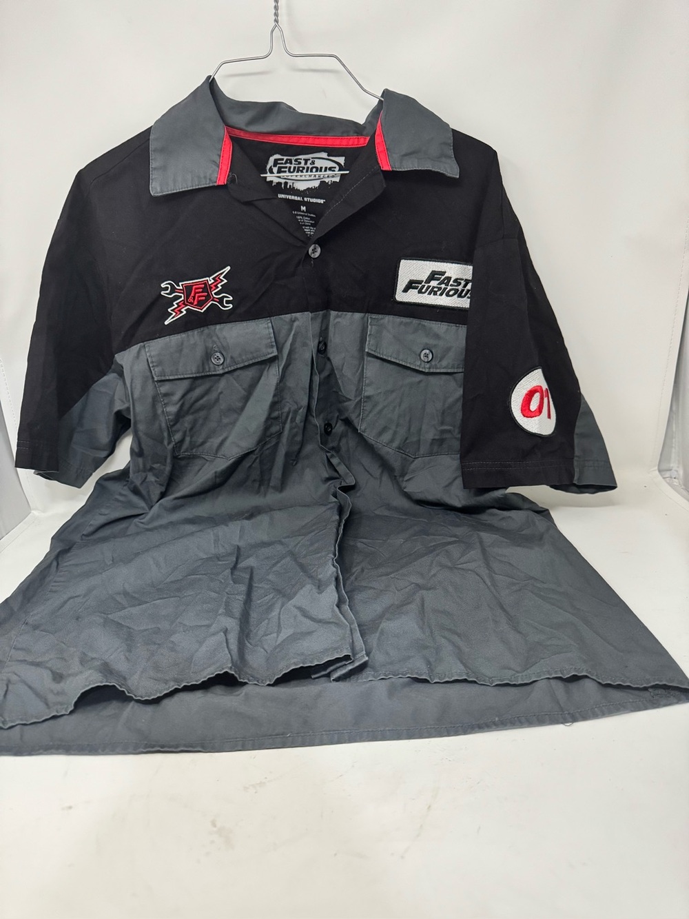Universal Two-Tone Fast & Furious Work Shirt in Black and Gray men’s size M